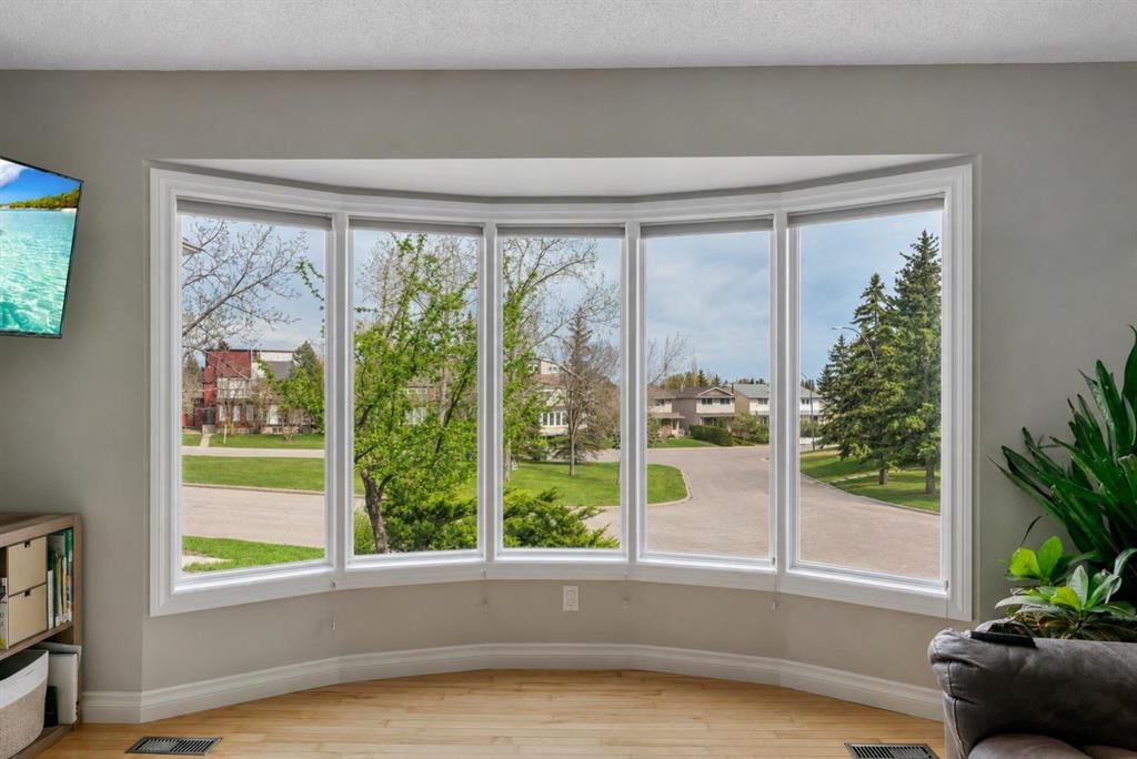 34 Ranch Glen Drive NW, Calgary — photo 4 of 39