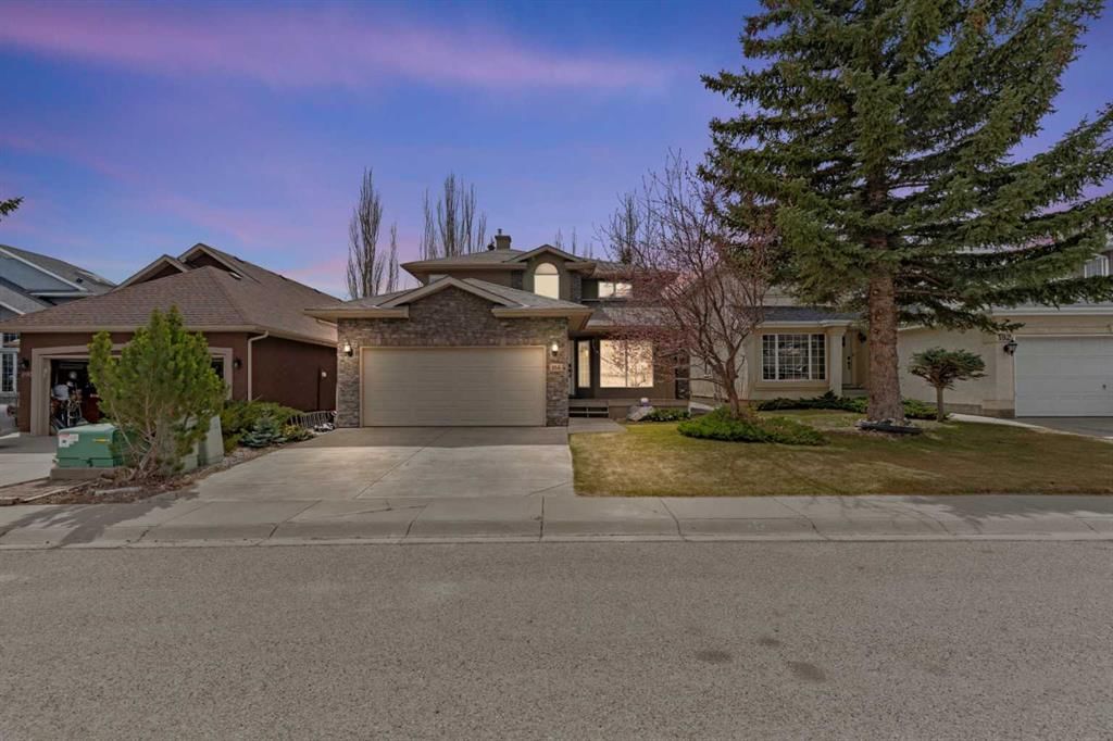 186 Mt Assiniboine Circle SE, Calgary — photo 2 of 50