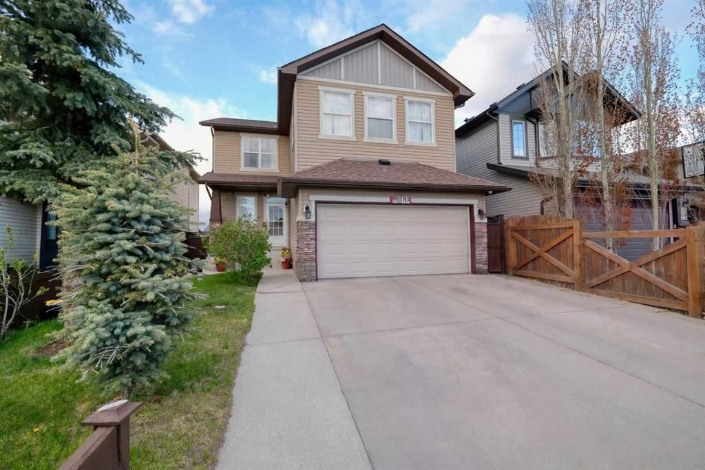 247 Pantego Way NW, Calgary — main listing photo