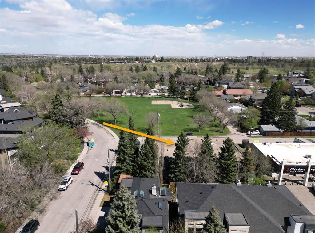 1639 Acton Avenue SW, Calgary — photo 4 of 4