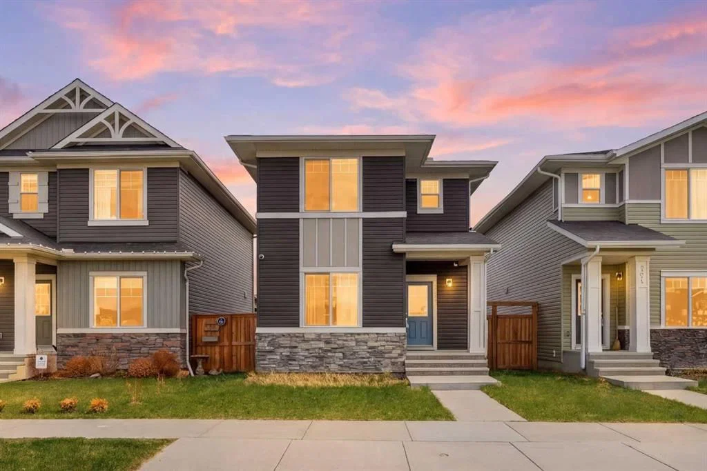 328 Bayview Street SW, Airdrie — main listing photo