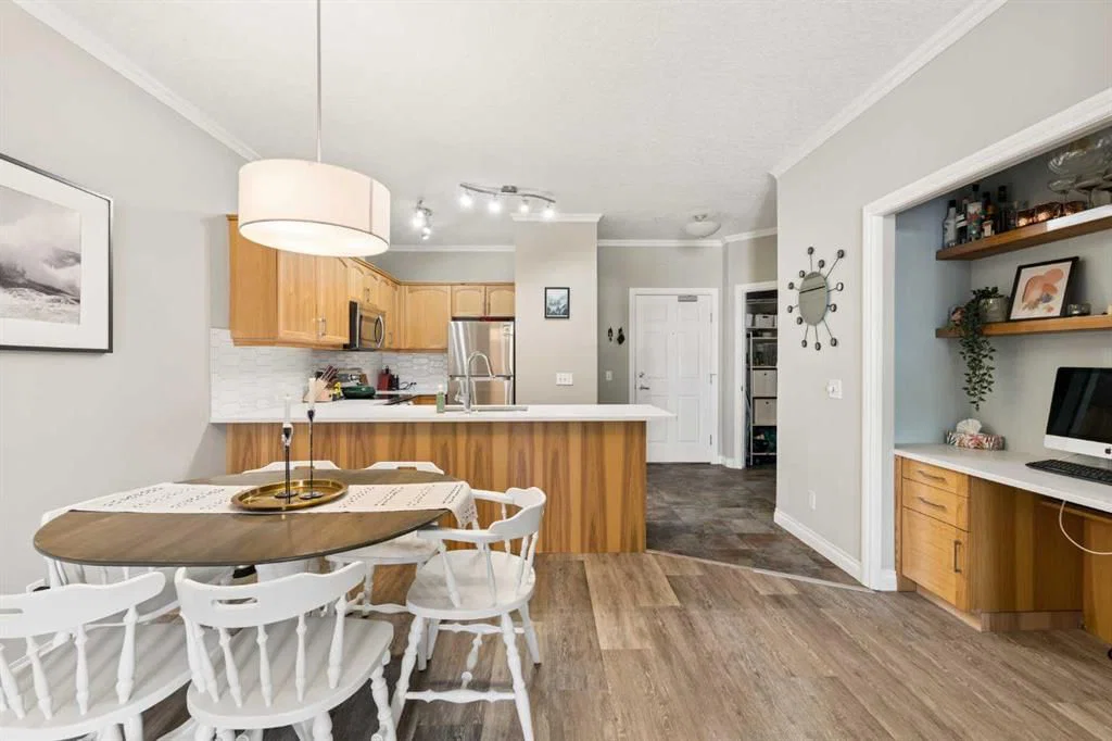 251, 3000 Marda Link SW, Calgary — photo 5 of 35
