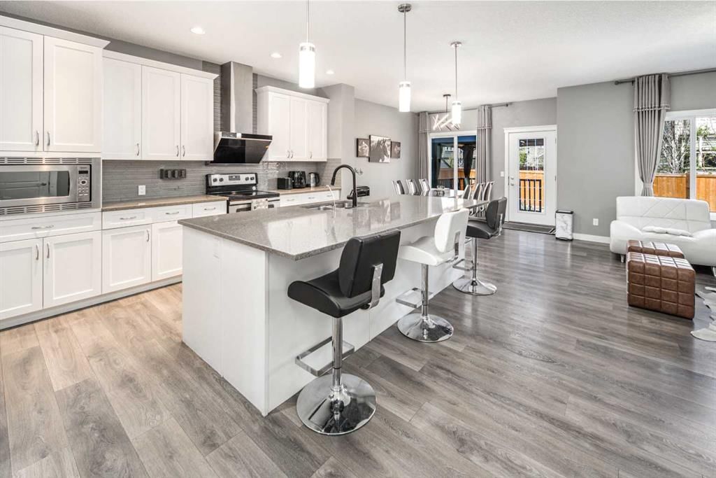 85 Legacy Glen View SE, Calgary — photo 5 of 33