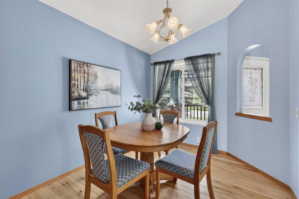 86 Chapalina Way SE, Calgary — photo 4 of 45