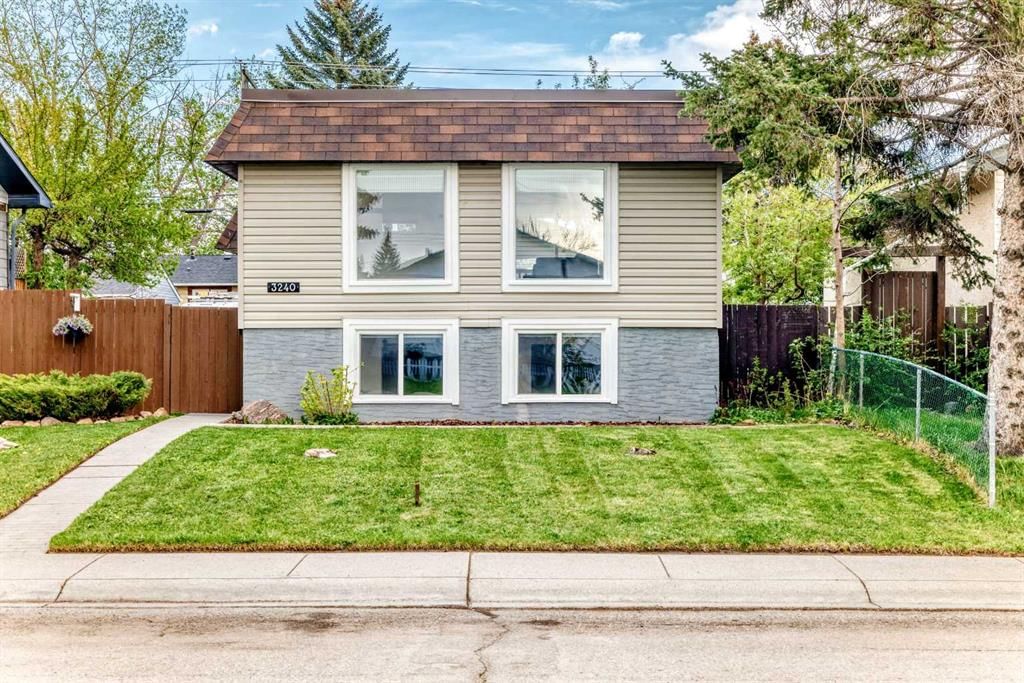 3240 Dovercliffe Road SE, Calgary — photo 3 of 46