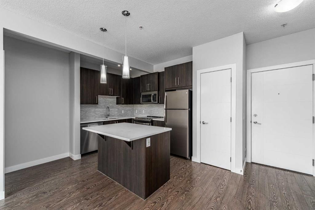 205, 12 Sage Hill Terrace NW, Calgary — photo 4 of 34