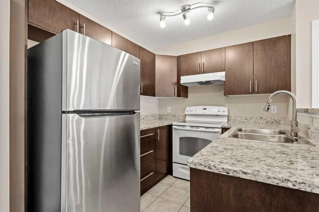 1203, 8 Bridlecrest Drive SW, Calgary — photo 3 of 22