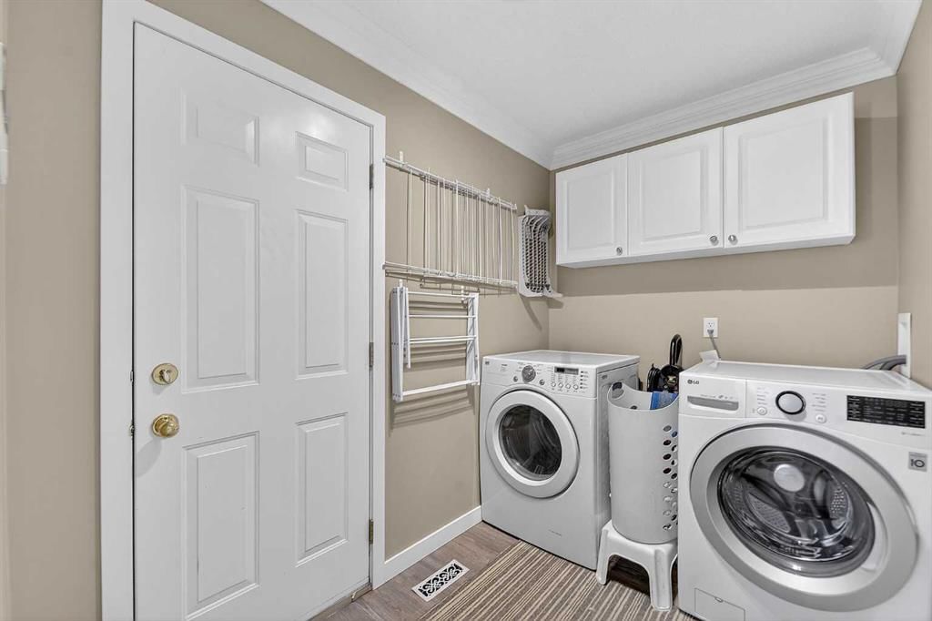 185 Shawbrooke Green SW, Calgary — photo 4 of 50