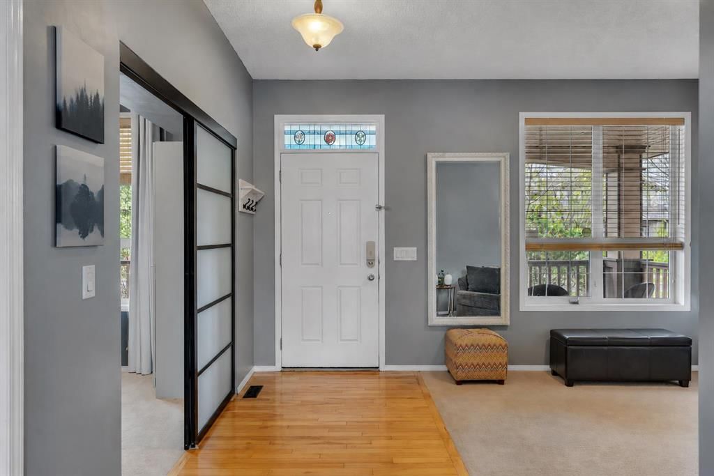 104 Prestwick Street SE, Calgary — photo 2 of 48