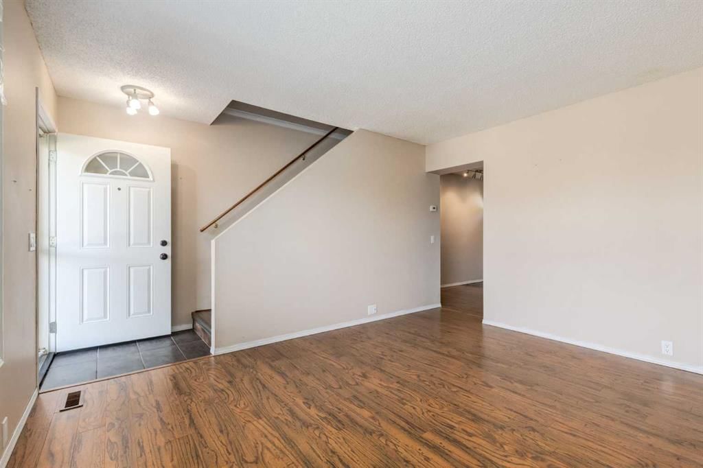 172, 999 Canyon Meadows Drive SW, Calgary — photo 5 of 34