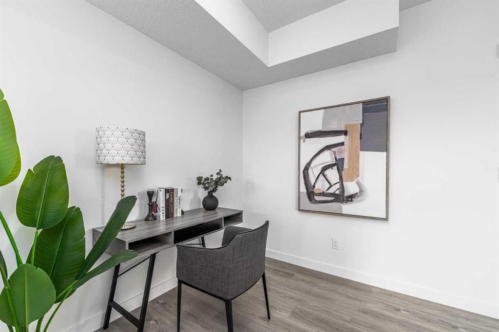 41, 2117 81 Street SW, Calgary — photo 4 of 32