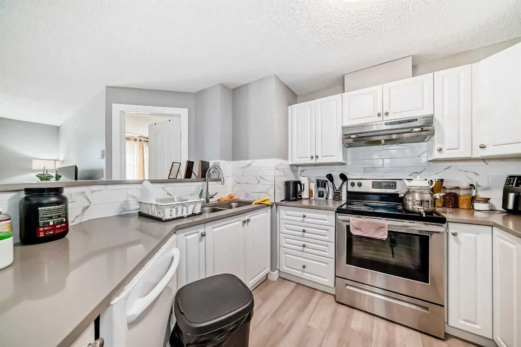 1207, 8810 Royal Birch Boulevard NW, Calgary — photo 5 of 19