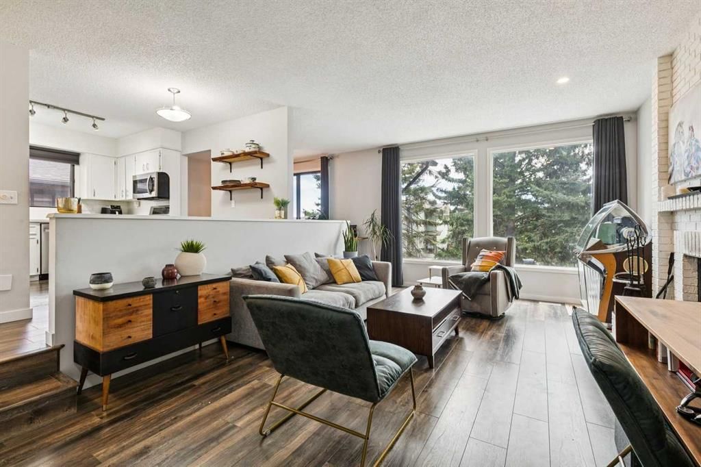 60 Bermondsey Court NW, Calgary — photo 3 of 49