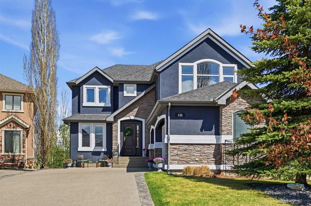 135 Cranleigh View SE, Calgary — photo 2 of 50