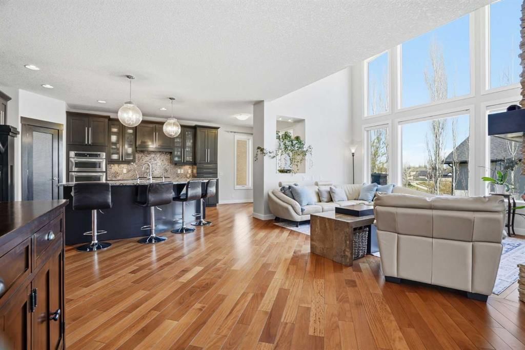 135 Cranleigh View SE, Calgary — photo 5 of 50