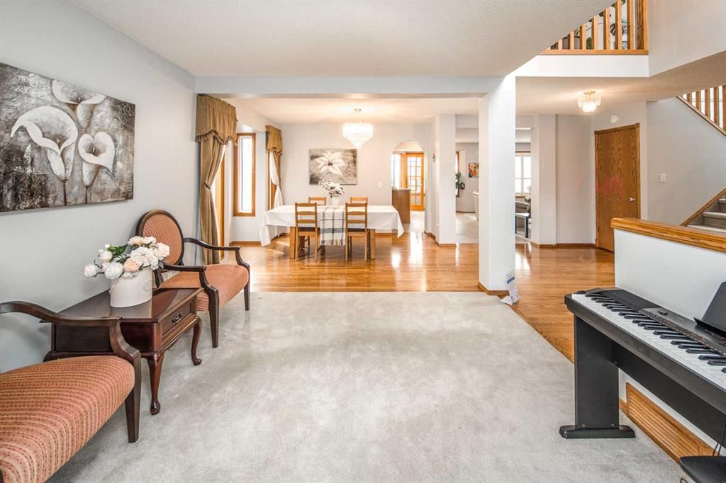 37 Arbour Summit Close NW, Calgary — photo 4 of 50