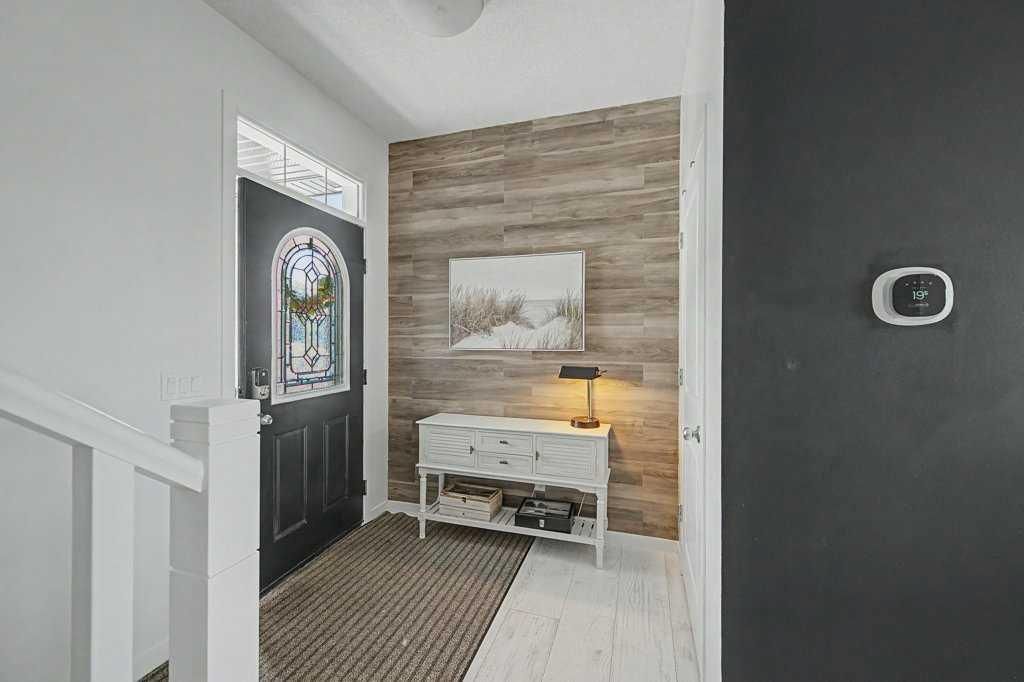 44 Auburn Glen Close SE, Calgary — photo 2 of 23