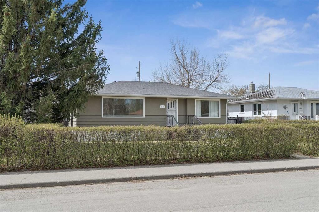 1115 Radnor Avenue NE, Calgary — photo 3 of 26