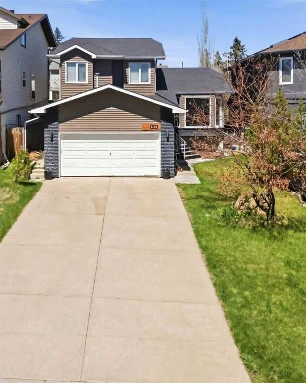 1328 48 Avenue NW, Calgary — main listing photo