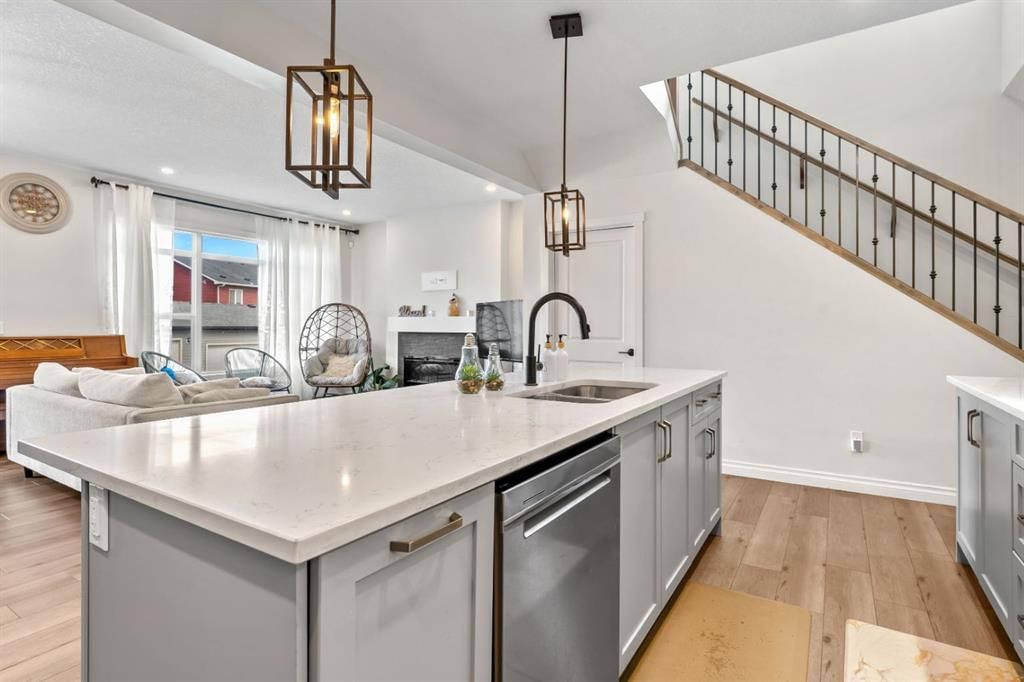 58 Sage Hill Heights NW, Calgary — photo 5 of 29