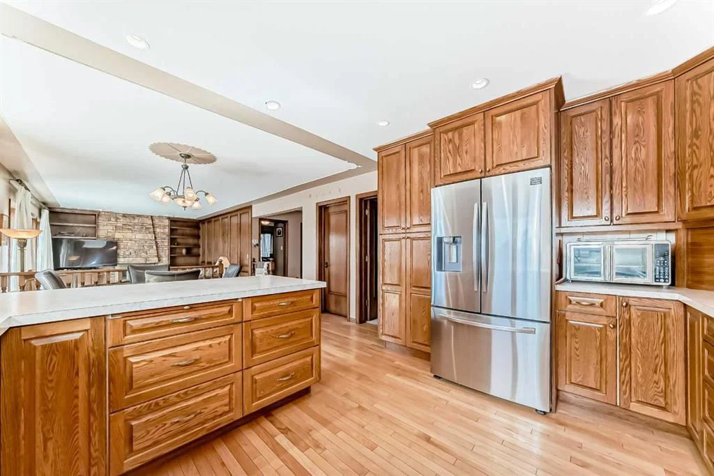 71 Edenwold Place NW, Calgary — photo 4 of 50