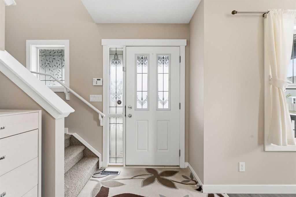 7 Skyview Ranch Lane NE, Calgary — photo 4 of 30