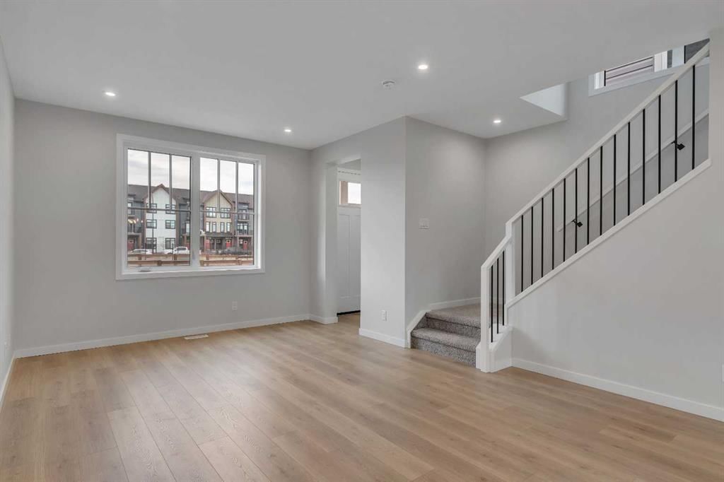 229 Heirloom Way SE, Calgary — photo 4 of 35