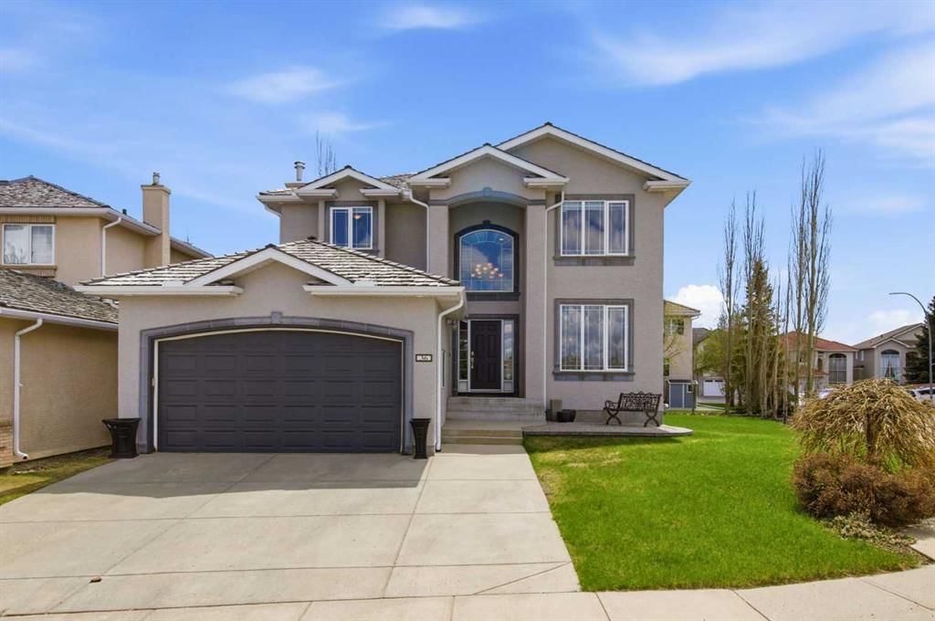 36 Hampstead Hill NW, Calgary — main listing photo