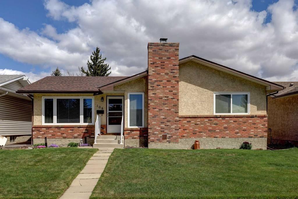 108 Templeview Place NE, Calgary — main listing photo