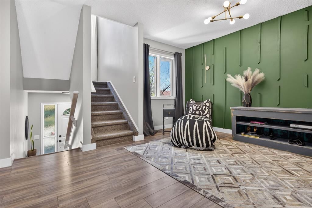 75, 5810 Patina Drive SW, Calgary — photo 4 of 36