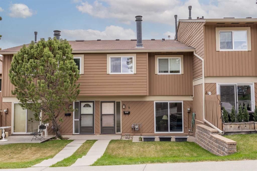 8, 4940 39 Avenue SW, Calgary — main listing photo
