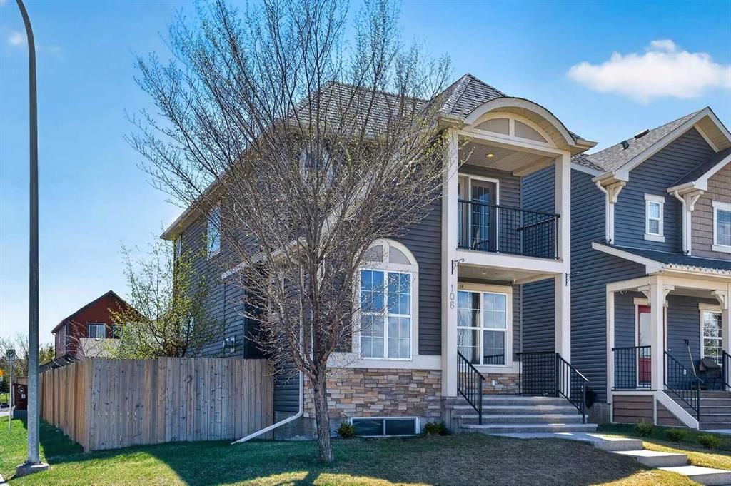 108 Auburn Crest Park SE, Calgary — photo 2 of 48