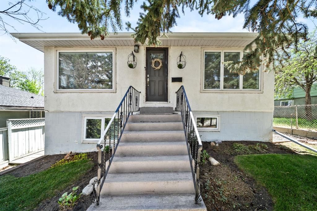 817 17 Avenue SE, Calgary — photo 2 of 49