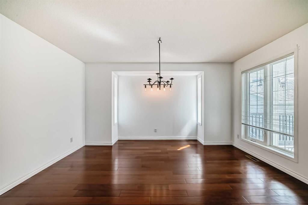 311 Bridlecreek Green SW, Calgary — photo 3 of 50