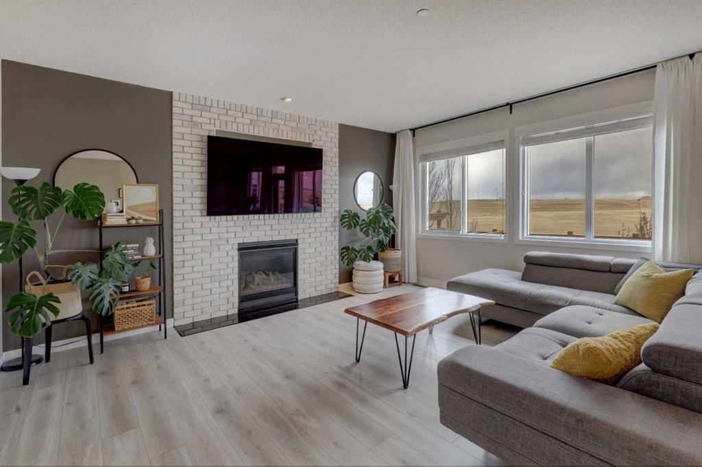 468 Livingston View NE, Calgary — photo 2 of 46