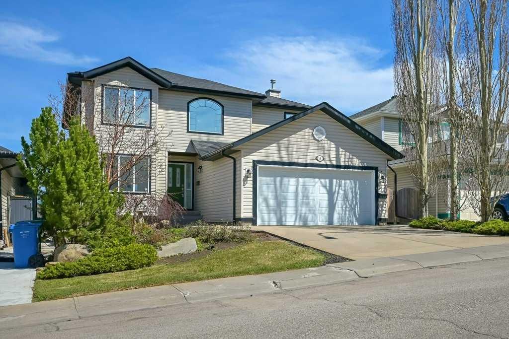8 Valley Creek Crescent NW, Calgary — main listing photo