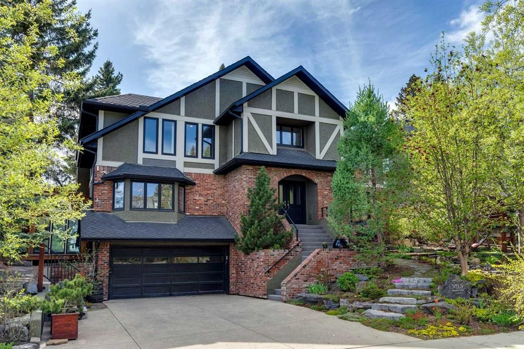 3013 Montcalm Crescent SW, Calgary — main listing photo