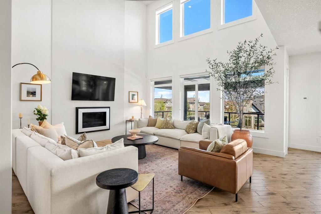 242 Mahogany Place SE, Calgary — photo 4 of 50