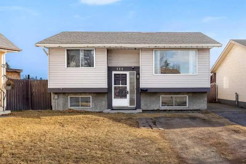 123 Radley Place SE, Calgary — main listing photo