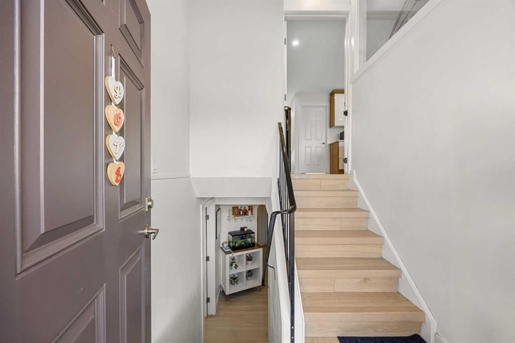123 Radley Place SE, Calgary — photo 2 of 42
