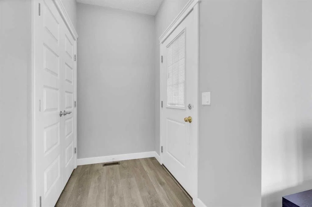 52 Red Embers Manor NE, Calgary — photo 4 of 29