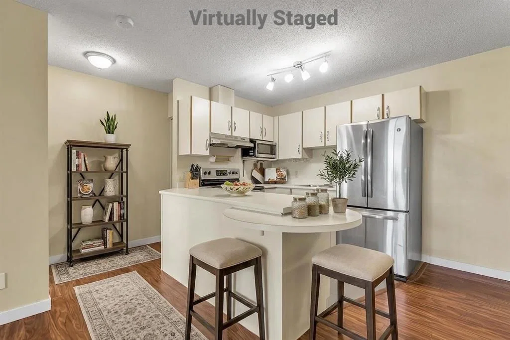 1332, Edenwold Heights NW, Calgary — photo 3 of 50