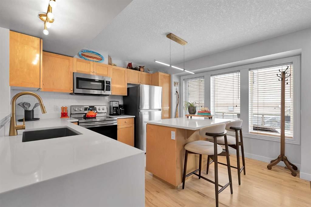 40 Patina Terrace SW, Calgary — main listing photo