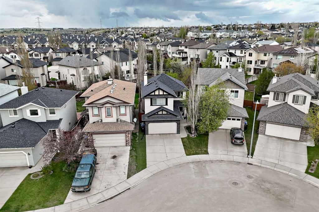 40 Tuscany Vista Crescent NW, Calgary — photo 2 of 50