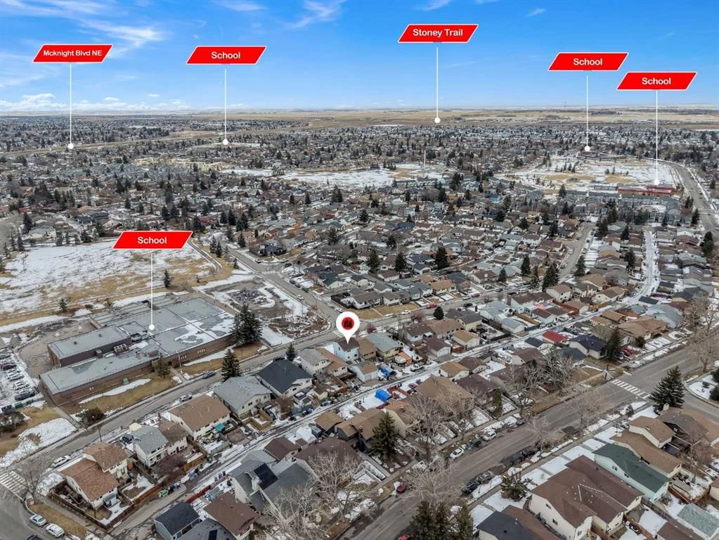 5625 Templehill Road NE, Calgary — photo 2 of 42