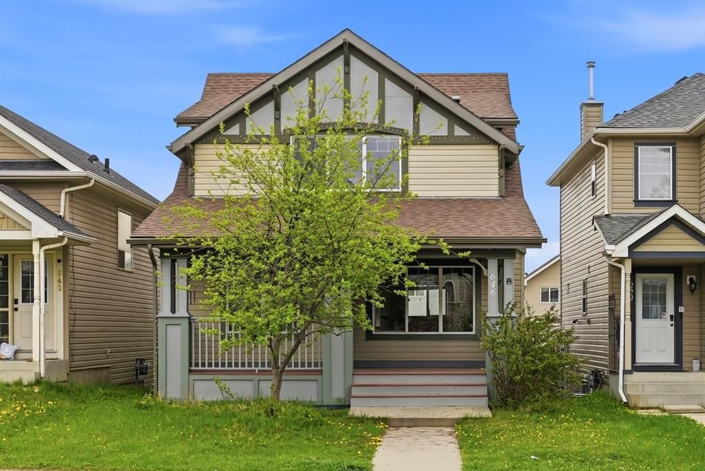 646 Everridge Drive SW, Calgary — photo 3 of 48
