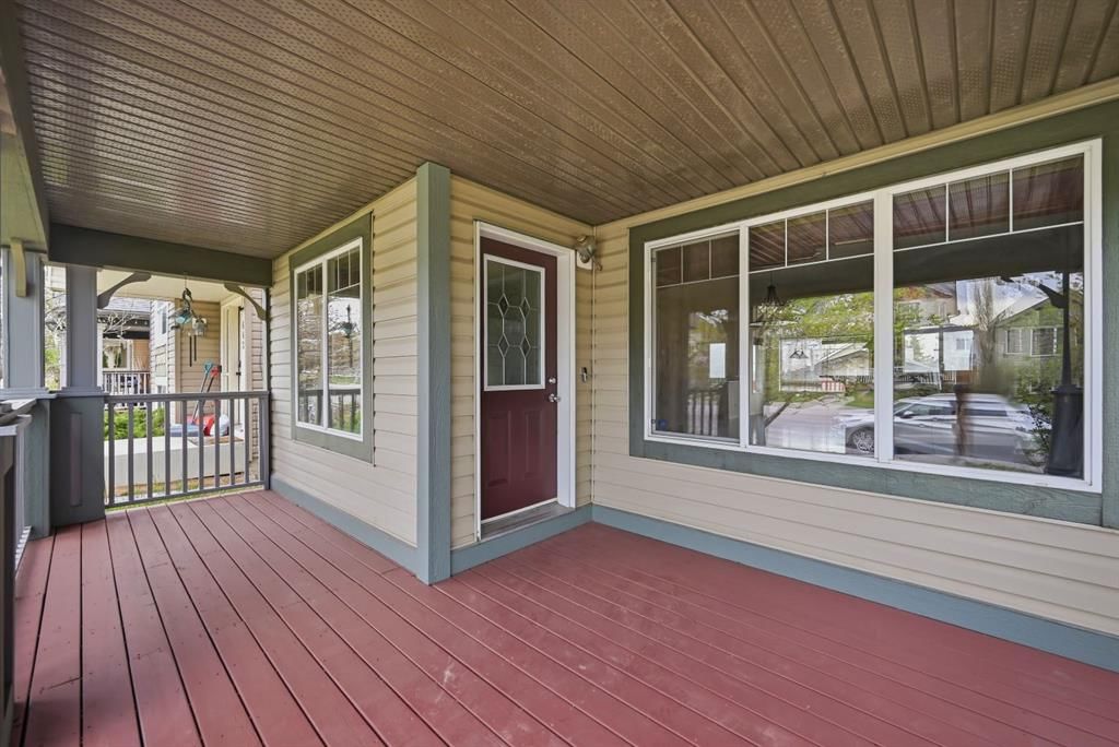 646 Everridge Drive SW, Calgary — photo 4 of 48