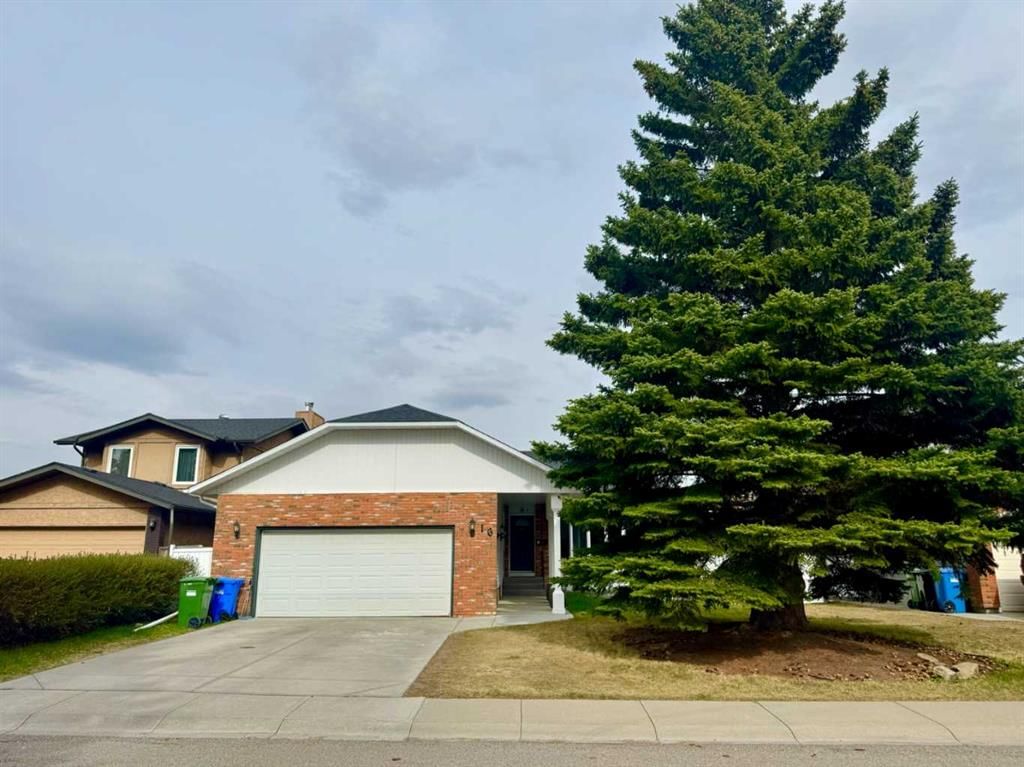 16 Woodfield Court SW, Calgary — photo 2 of 24
