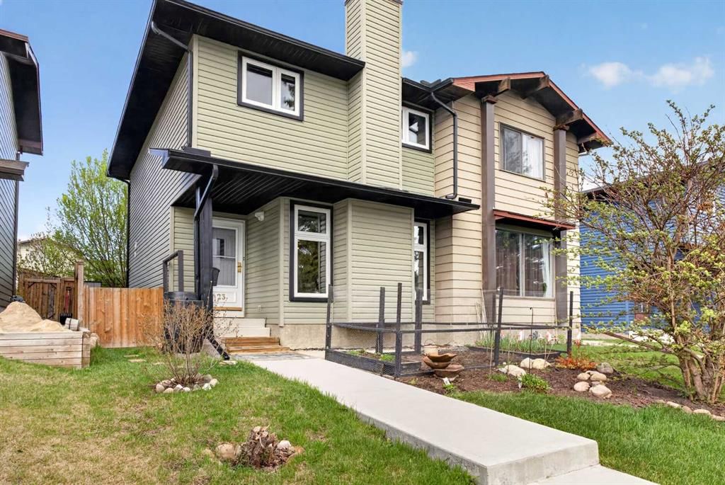 23 Bermuda Place NW, Calgary — photo 2 of 41
