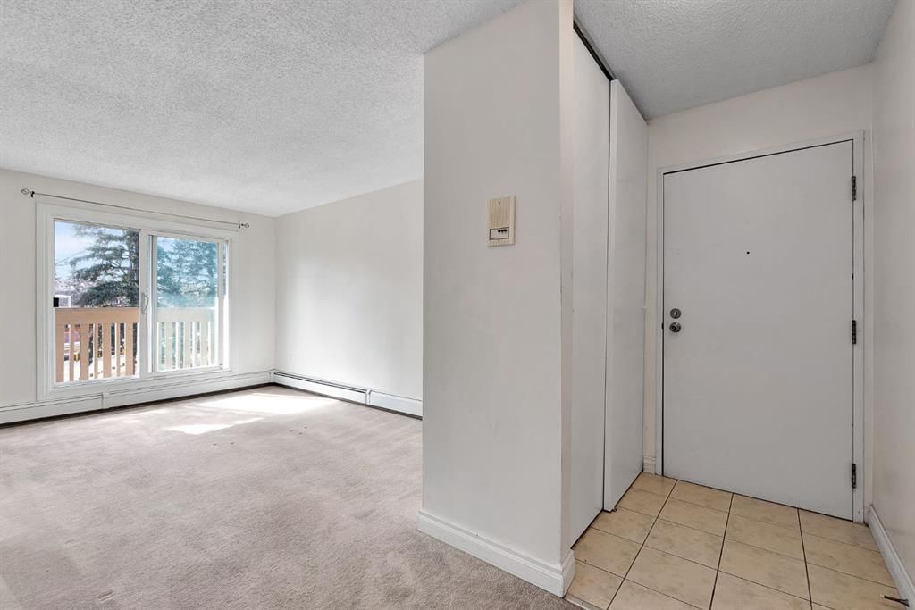 223, 11620 Elbow Drive SW, Calgary — photo 5 of 33